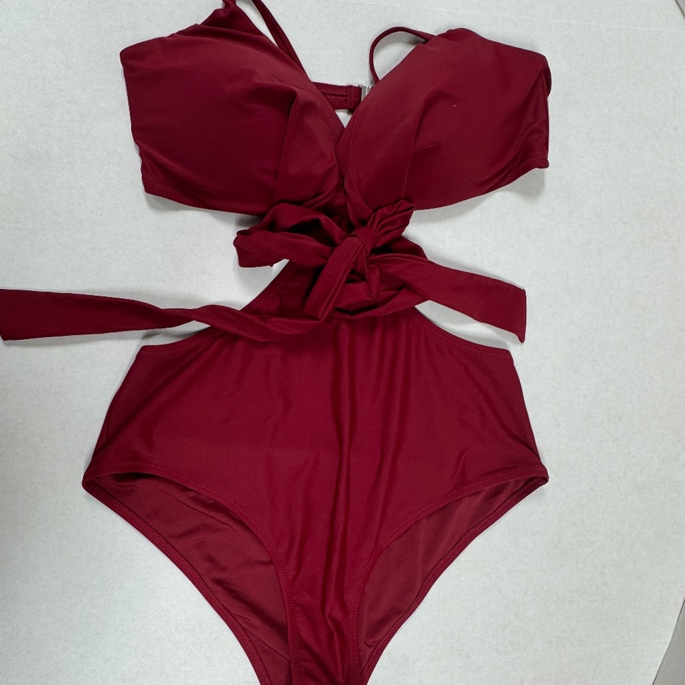 CUPSHE  - Natalie Cut One Piece Swimsuit - Size XXL - NEW With Tags.
